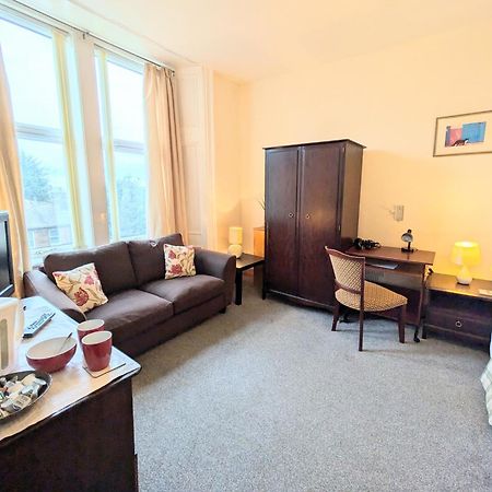 Hollybank - Ensuite Room & Use Of Large Shared Kitchen Dumfries Buitenkant foto