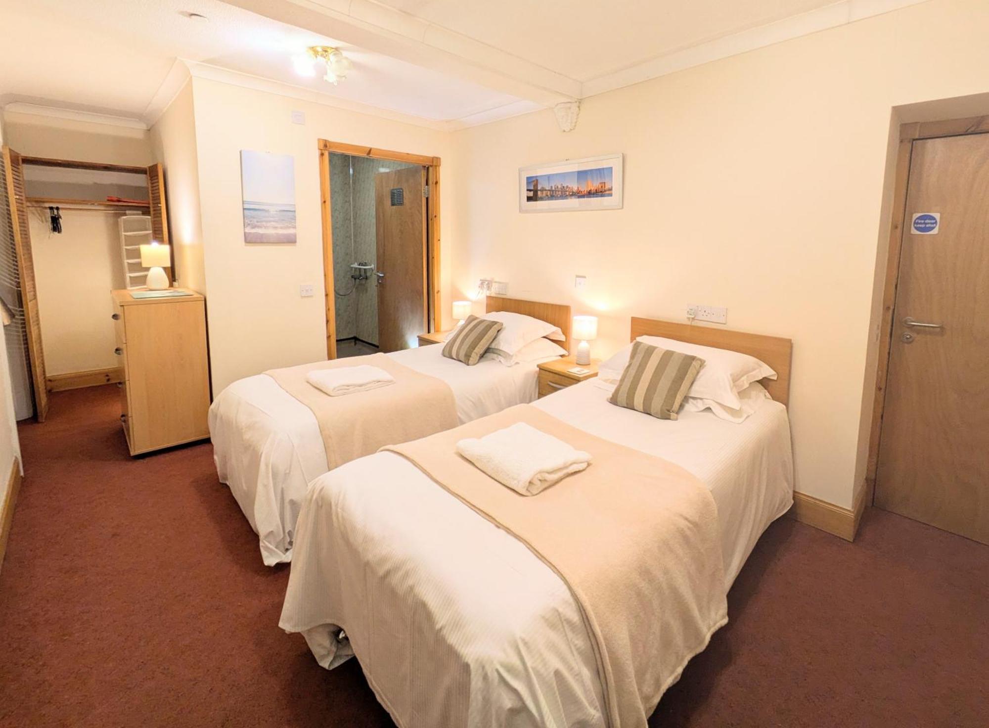 Hollybank - Ensuite Room & Use Of Large Shared Kitchen Dumfries Buitenkant foto