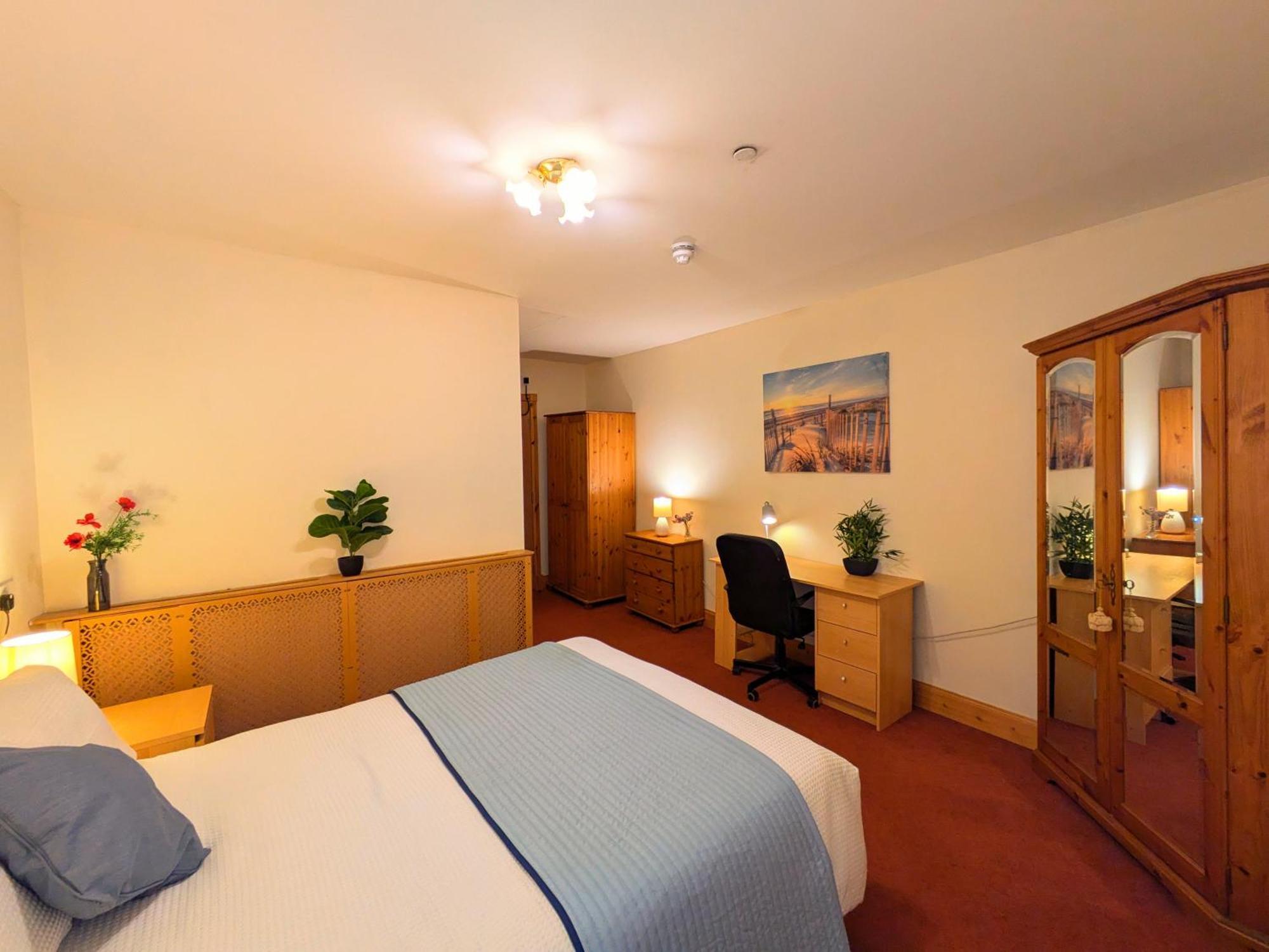 Hollybank - Ensuite Room & Use Of Large Shared Kitchen Dumfries Buitenkant foto