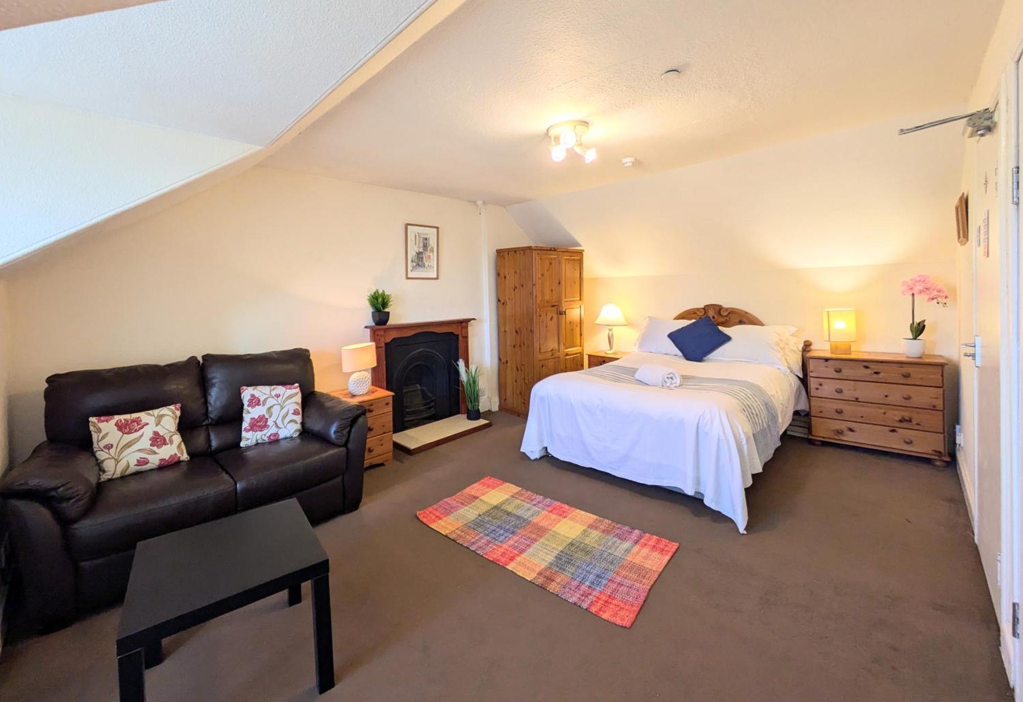 Hollybank - Ensuite Room & Use Of Large Shared Kitchen Dumfries Buitenkant foto